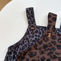 Thumbnail for LeopardChic – Alla moda e comode – Salopette da bambina con stampa leopardata