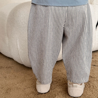 Thumbnail for LittlePatch – Morbidi e comodi – Pantaloni per bambini con dettagli ricamati