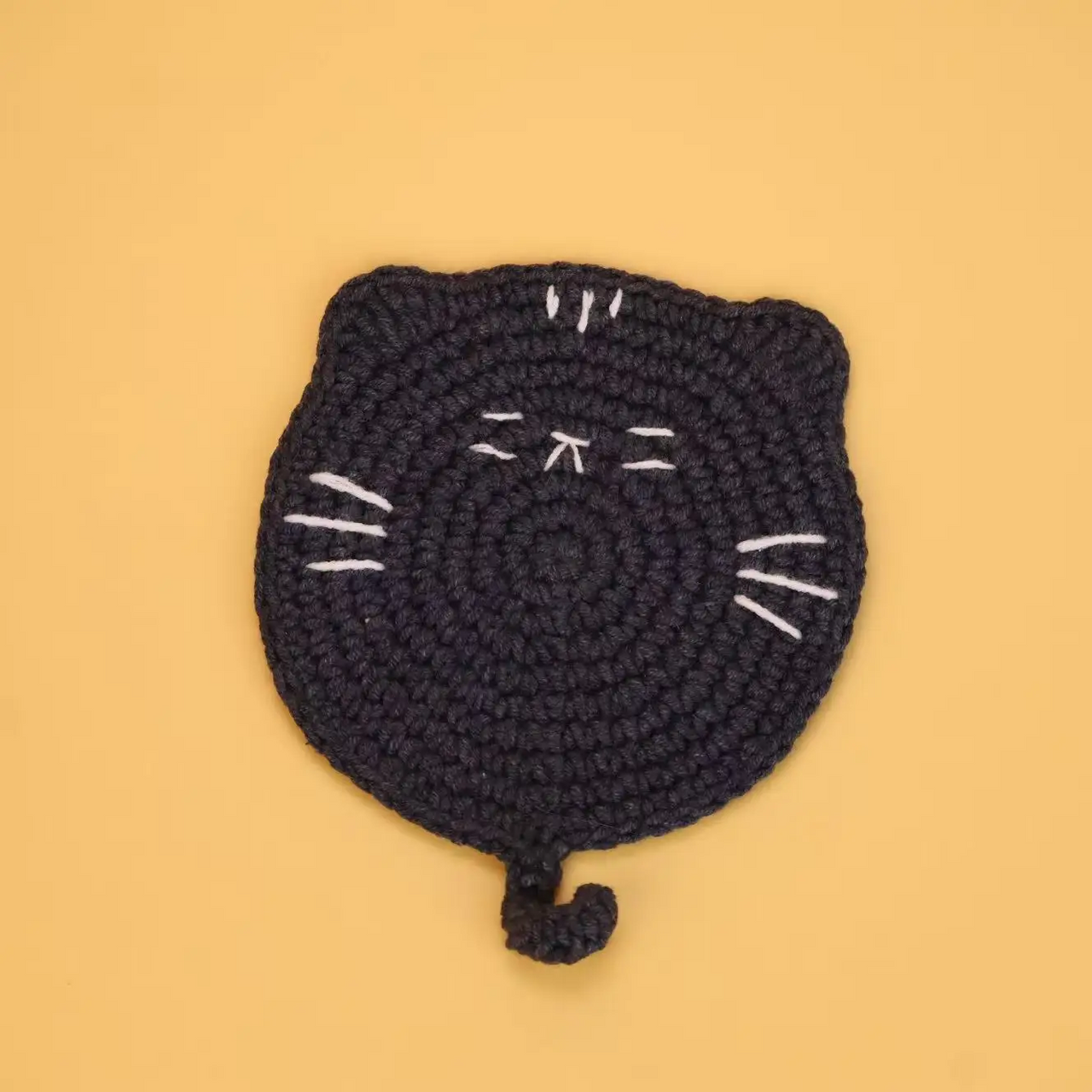 FunnyCritter – Divertente e unico – Tovaglietta con animaletti all’uncinetto