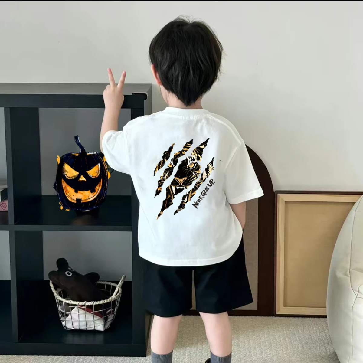 WildRoar – Divertente e informale – Maglietta per bambini con stampa tigre
