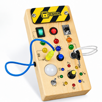 Thumbnail for TinyTech – Busy Board in legno con lucine e interruttori – Giocattolo educativo