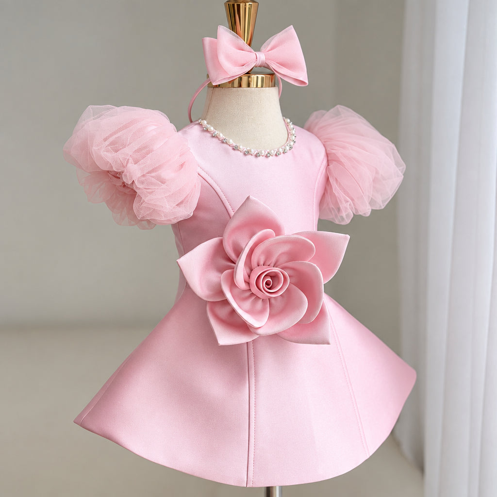 LittleRose – Elegante e festoso – Abito da bambina con fiore 3D e maniche a sbuffo