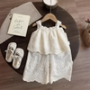 TinyLuxe – Top in pizzo e pantaloni a gamba larga della collezione Zomerset