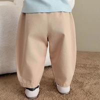 Thumbnail for LittlePatch – Morbidi e comodi – Pantaloni per bambini con dettagli ricamati