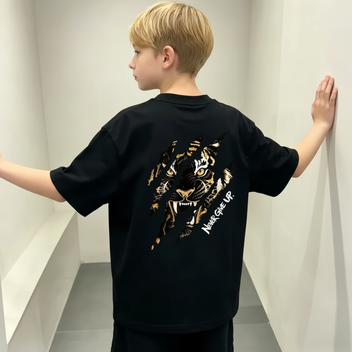 WildRoar – Divertente e informale – Maglietta per bambini con stampa tigre
