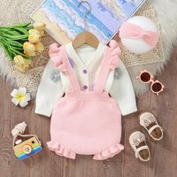 Thumbnail for FloraKnit – Morbido e carino – Completo per neonati con cardigan, salopette e cerchietto