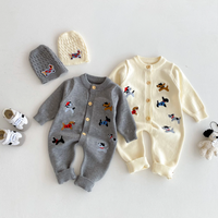 Thumbnail for PlayfulKnit – Morbido e carino – Tutina per neonati lavorata a maglia con stampa a cagnolini