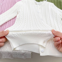 Thumbnail for CozyBelle – Elegante e caldo – Cardigan lavorato a maglia con bottoni