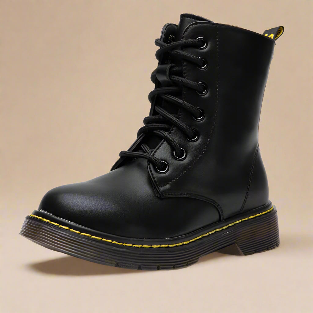 BlackLine – Robuste e comode – Stivali militari stringati