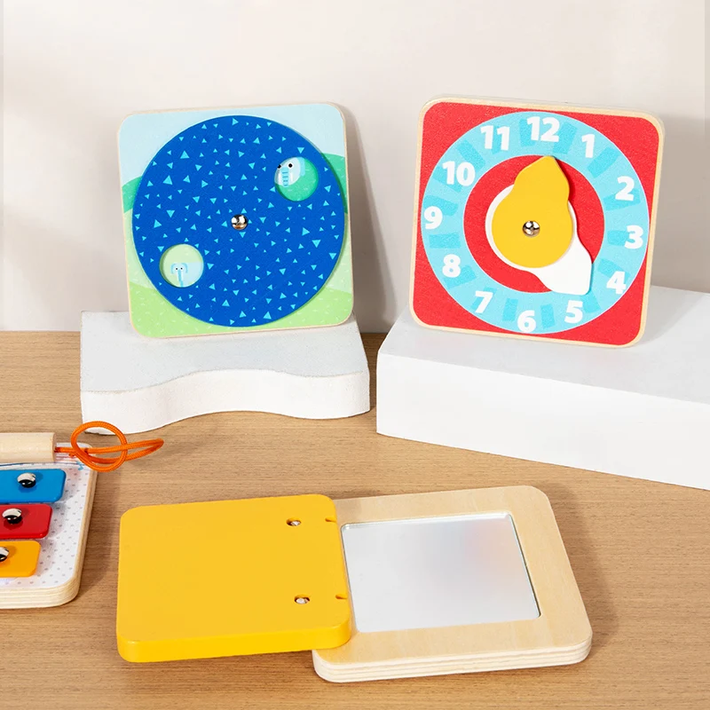 TinySkills – Creativo ed educativo – Tavola magnetica Montessori “Busy Board”