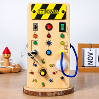 Thumbnail for TinyTech – Busy Board in legno con lucine e interruttori – Giocattolo educativo