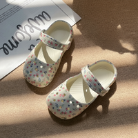 Thumbnail for FlowerFeet – Eleganti e comodi – Sandali con motivi floreali