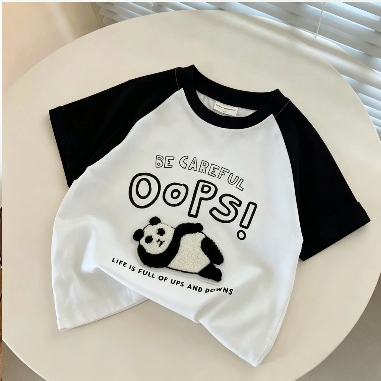 StreetBoy – Grintosa e comoda – Maglietta per bambini con maniche raglan e stampa