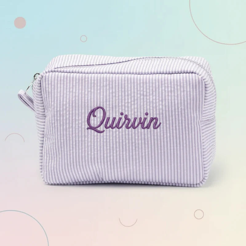Striped Name Pouch – Personalizzata ed elegante – Trousse