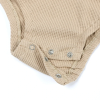Thumbnail for SnuggleHue – Morbido e confortevole – Body per neonati arcobaleno