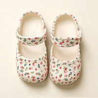 Thumbnail for FlowerFeet – Eleganti e comodi – Sandali con motivi floreali