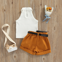 Thumbnail for MiniFashionista – Eleganza e tendenze – Set da bambina con top, pantaloncini e marsupio