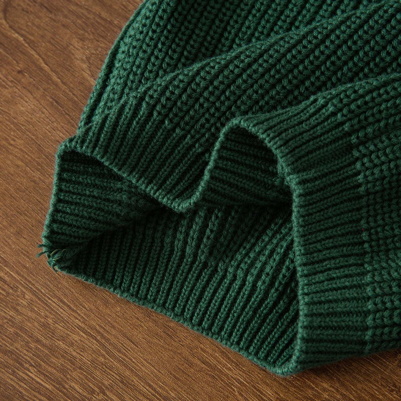 JoyKnit – Accogliente e caldo - Maglione natalizio con scritta