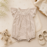 Thumbnail for Vintage Rompers – Intramontabile e morbido – Tutina per neonati