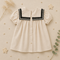 Thumbnail for Sailor Top – Elegante e comoda – Camicia con dettagli in pizzo e maniche a sbuffo