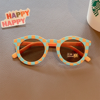 Thumbnail for Colorful Kids Sun Shades – Protezione dai raggi UV e stile – Occhiali da sole per bambini