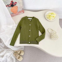 Thumbnail for CozyBelle – Elegante e caldo – Cardigan lavorato a maglia con bottoni