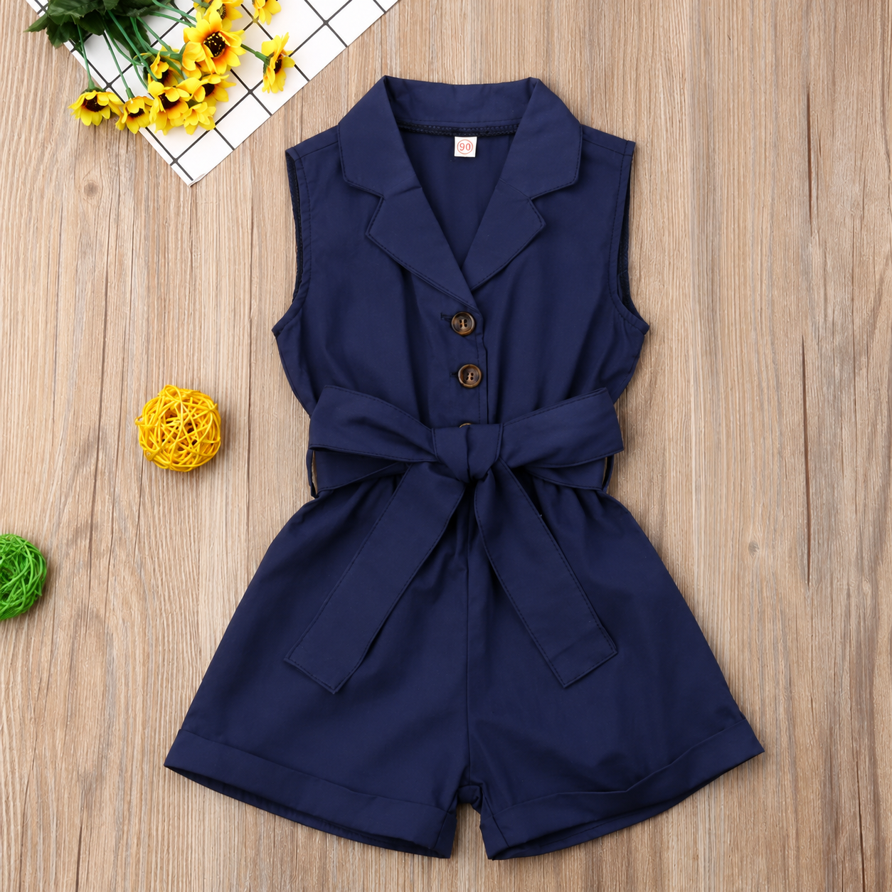 LittleLady – Eleganza e tendenze – Tuta con fascia in vita annodata