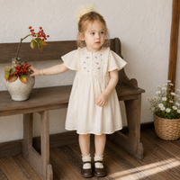 Thumbnail for Sleeveless Dress – Elegante e comoda – Abito con collo in pizzo