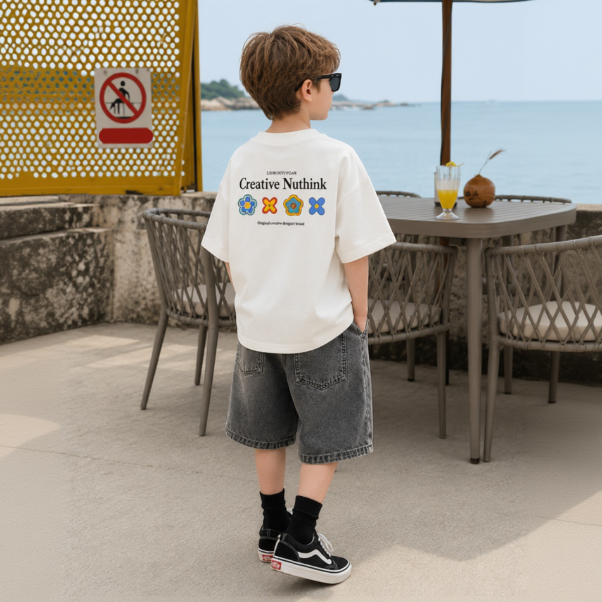 MiniStyle – Qualità e stile – Maglietta “Creative Nuthink”