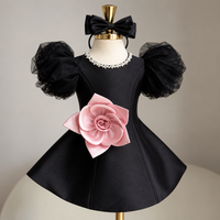 Thumbnail for LittleRose – Elegante e festoso – Abito da bambina con fiore 3D e maniche a sbuffo