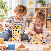 Thumbnail for TinyTech – Busy Board in legno con lucine e interruttori – Giocattolo educativo