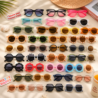 Thumbnail for Kids Sunglasses Set – Protezione dai raggi UV e divertimento – Occhiali da sole per bambini