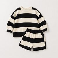 Thumbnail for LittleStyle – Morbido e confortevole – Set Comfy in cotone a righe