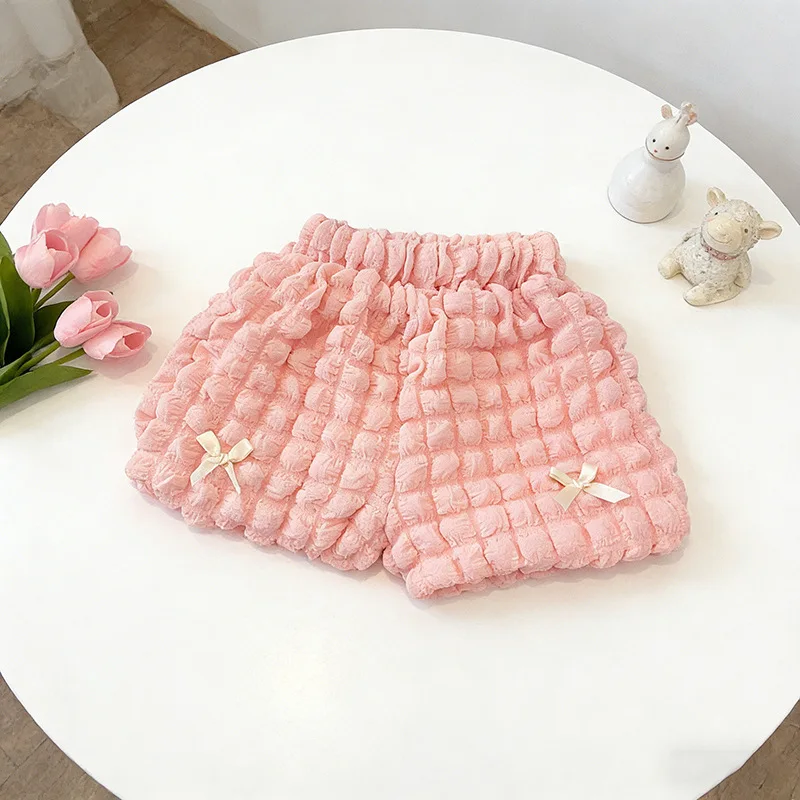 LovelyBloom – Morbidi e carini – Pantaloncini da bambino con volant e fiocco
