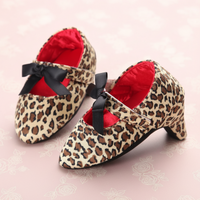 Thumbnail for Princess First Heels – Carine e comode – Scarpine per neonata