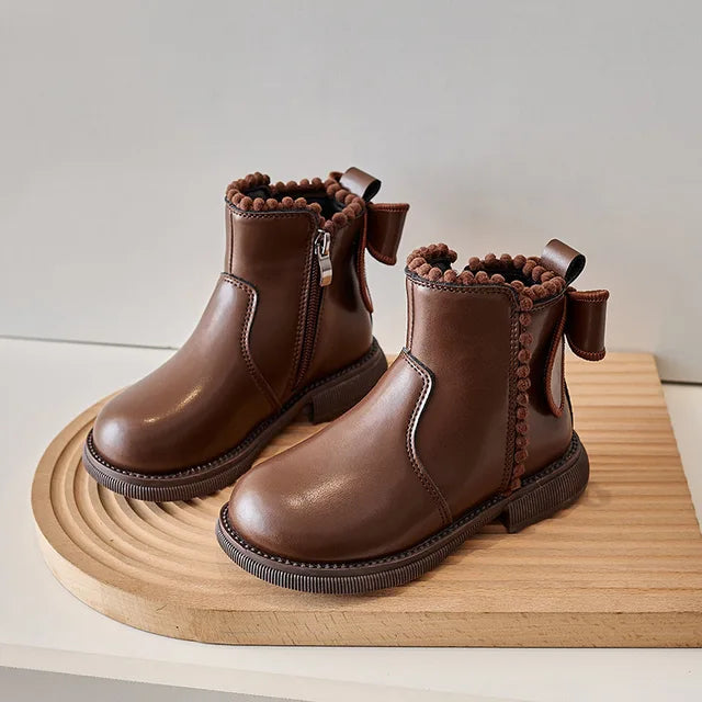 Mini Fashion – Comfort e stile – Stivaletti in pelle