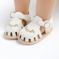 Thumbnail for TinyPetals – Comfort e stile – Sandali per neonati con ricamo floreale