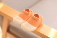 Thumbnail for TinySteps – Comfort e sicurezza – Scarpine FlexiFeet per neonati