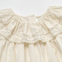 Thumbnail for Ruffle Collar Top – Elegante e comodo – Top con collo decorativo e maniche a sbuffo