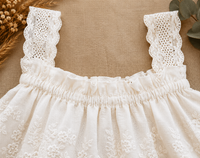 Thumbnail for TinyLuxe – Top in pizzo e pantaloni a gamba larga della collezione Zomerset