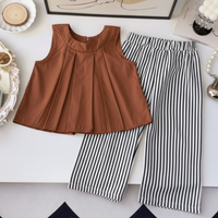 Thumbnail for Sleeveless Tops & Pants – Delicato ed elegante – Set estivo per bambini