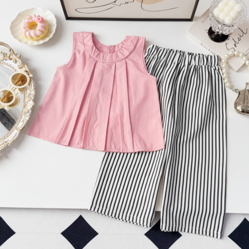 Sleeveless Tops & Pants – Delicato ed elegante – Set estivo per bambini