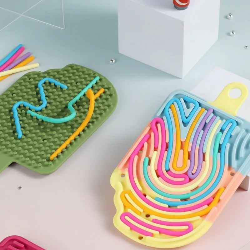 FidgetFrost – Giocoso e morbido – Busy Board in silicone