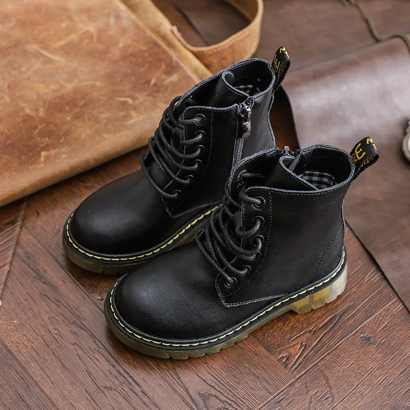 BlackLine – Robuste e comode – Stivali militari stringati