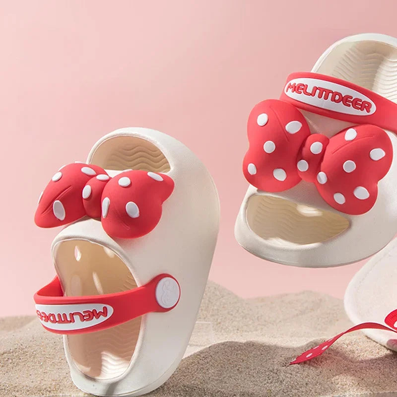 Mini Fashion – Allegro e sicuro – Pantofole da spiaggia a pois
