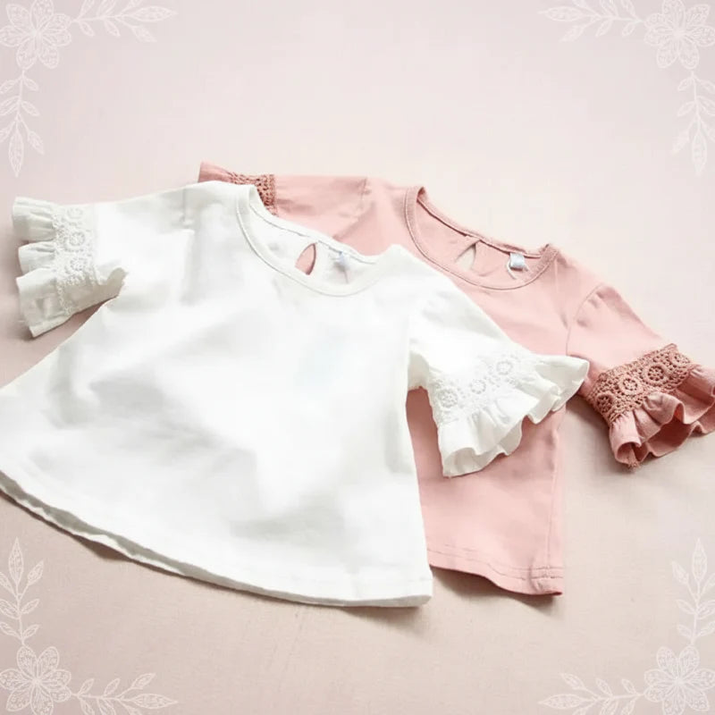 Girls Trumpet Sleeve Top – Eleganza e comfort – Manica in pizzo