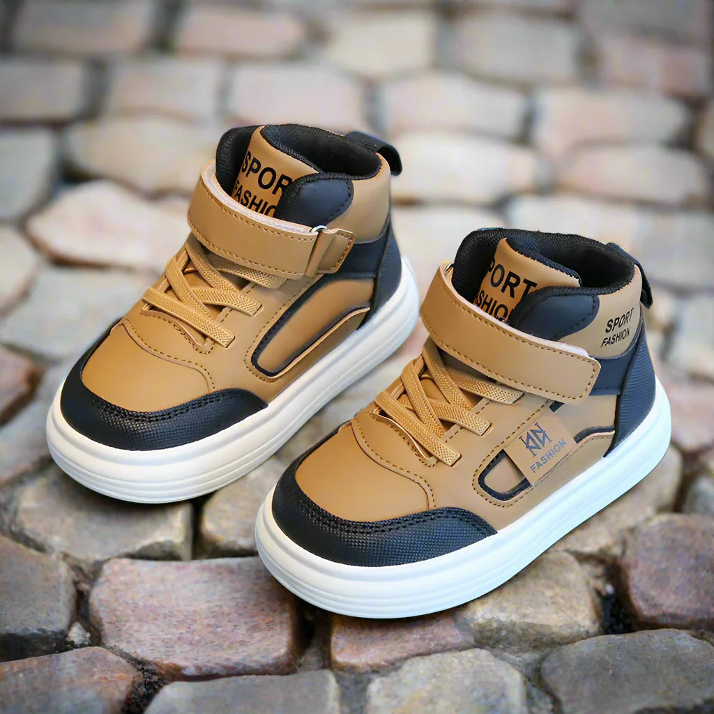 CoolKicks – Comode e flessibili – Sneakers alte