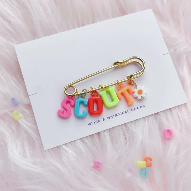 Personalized Charm Pin – Personale ed elegante – Spilla con nome