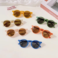 Thumbnail for Colorful Kids Sun Shades – Protezione dai raggi UV e stile – Occhiali da sole per bambini